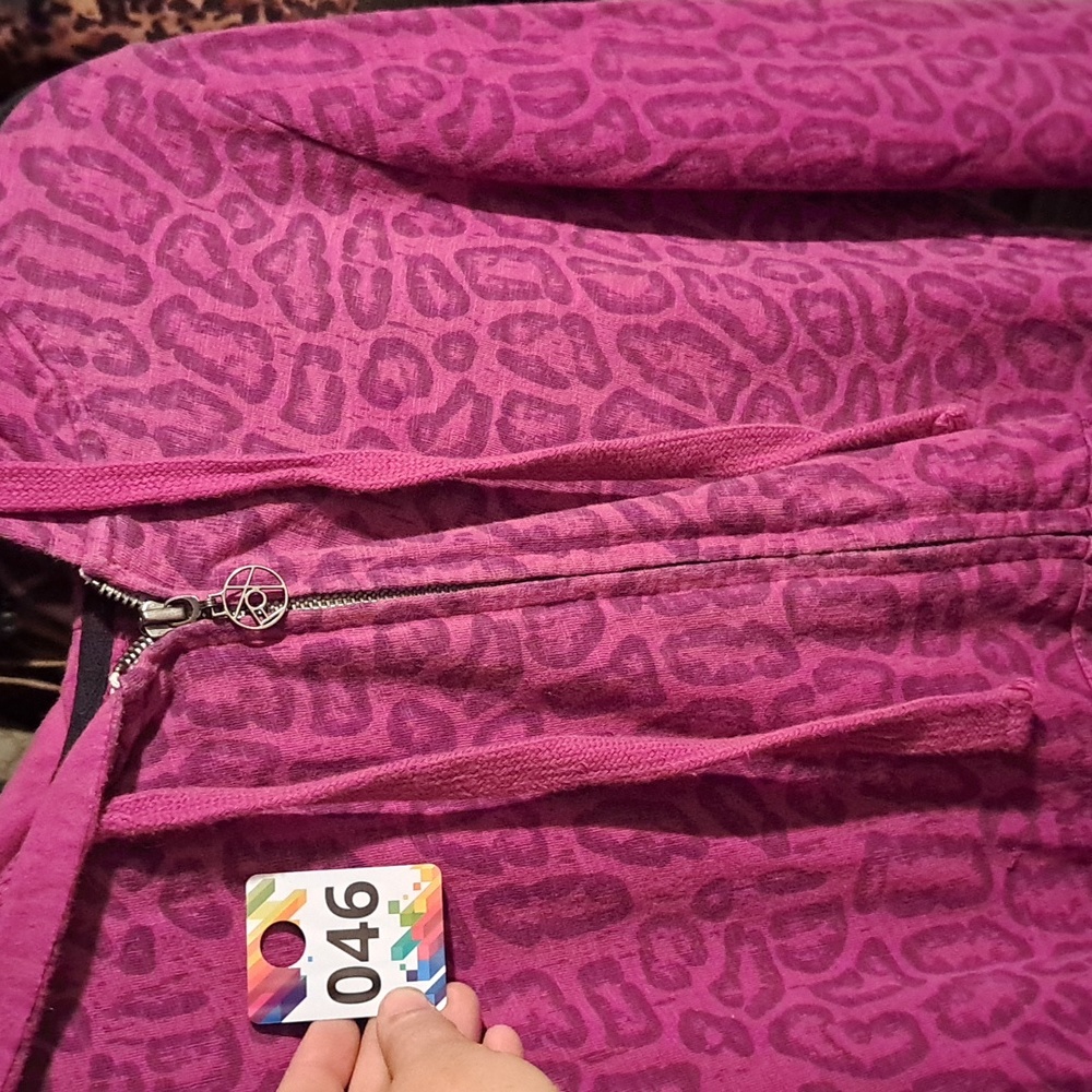 #46 Fox racing hoodie pink print medium